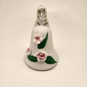 Elegant Vintage White and Pink Floral Bell